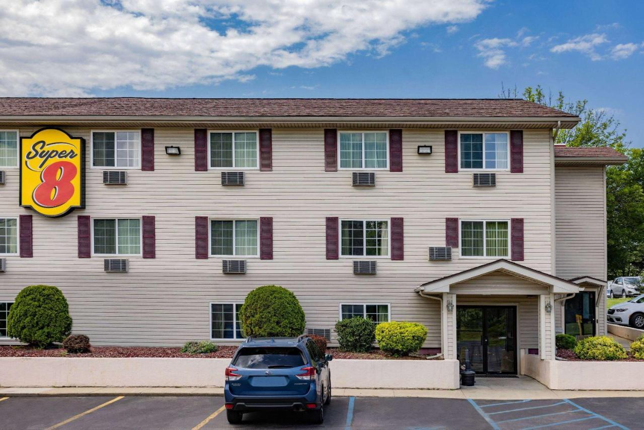 Super 8 By Wyndham Johnstown/Gloversville Zewnętrze zdjęcie