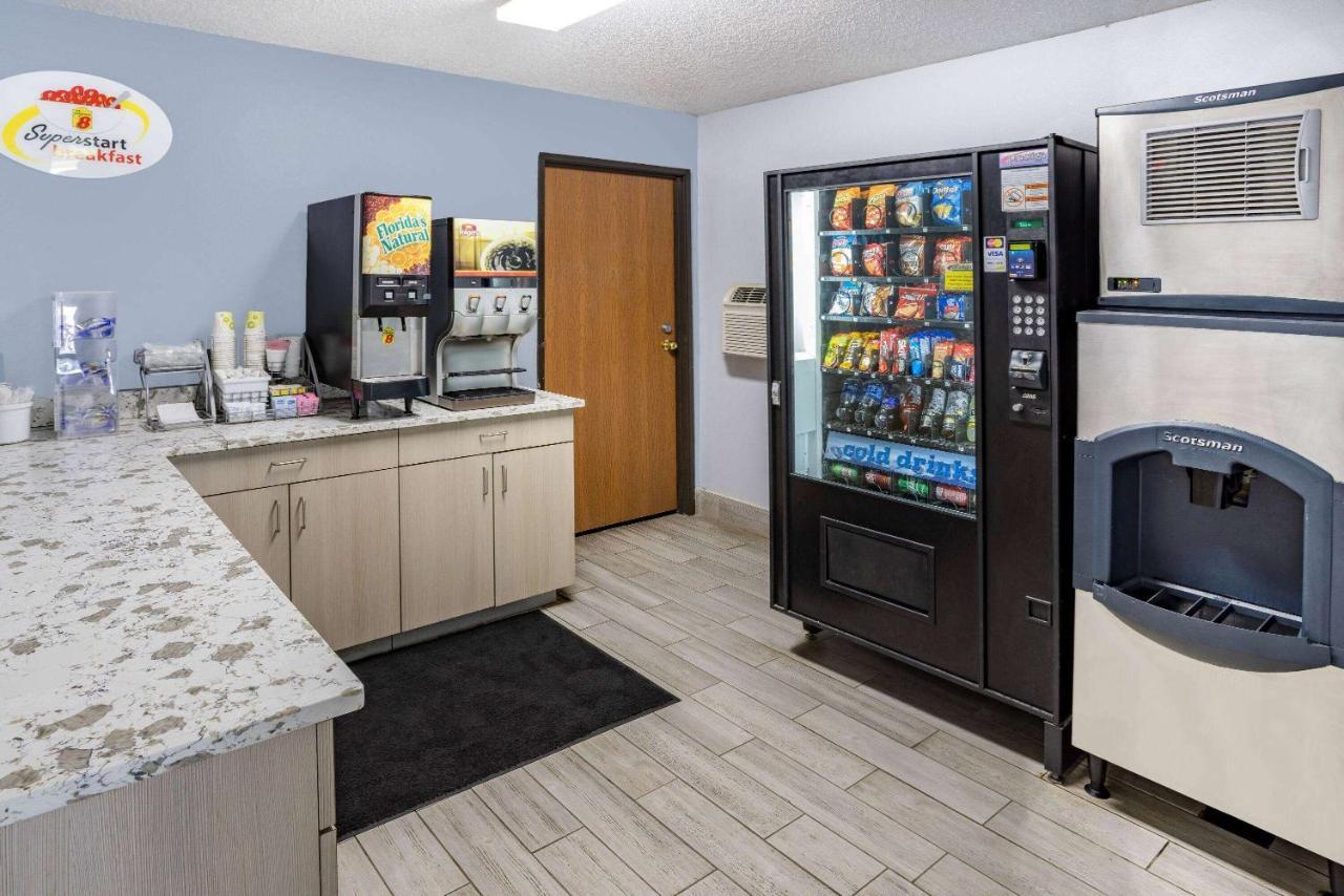 Super 8 By Wyndham Johnstown/Gloversville Zewnętrze zdjęcie