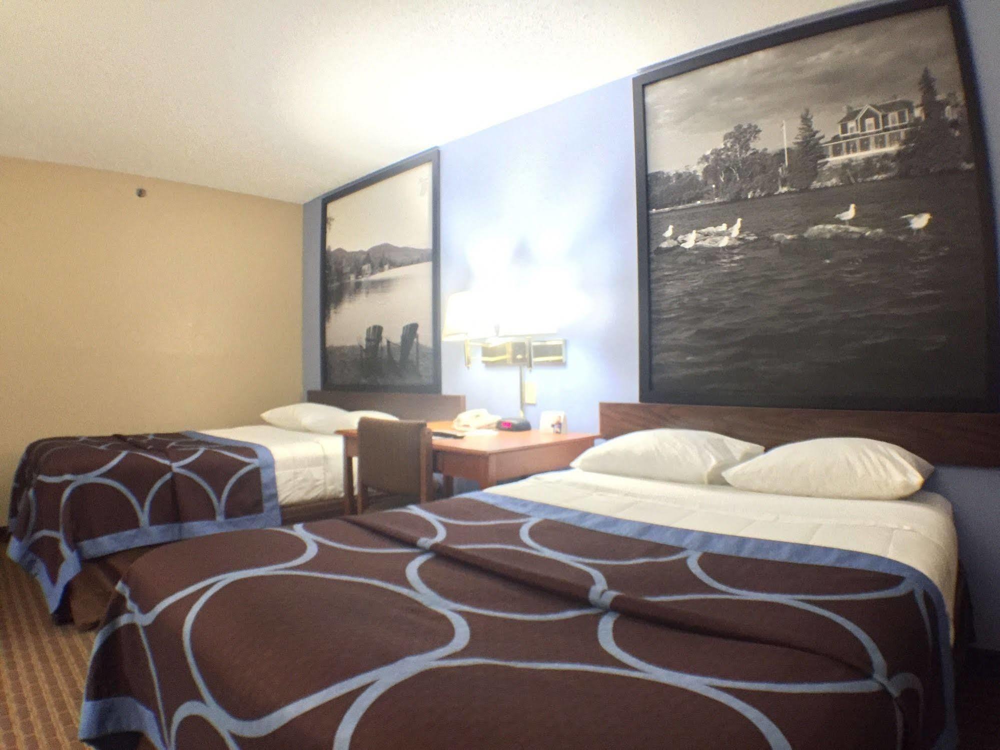 Super 8 By Wyndham Johnstown/Gloversville Zewnętrze zdjęcie