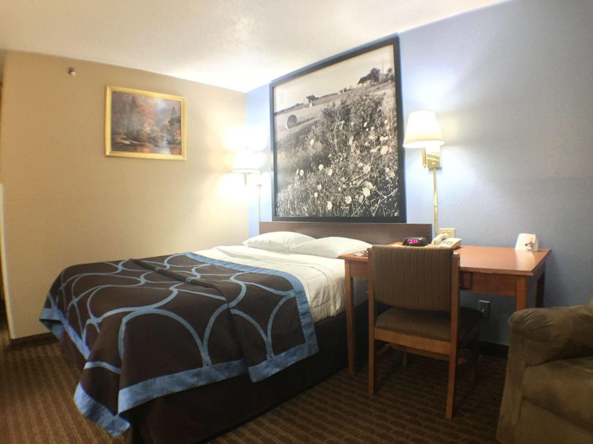 Super 8 By Wyndham Johnstown/Gloversville Zewnętrze zdjęcie
